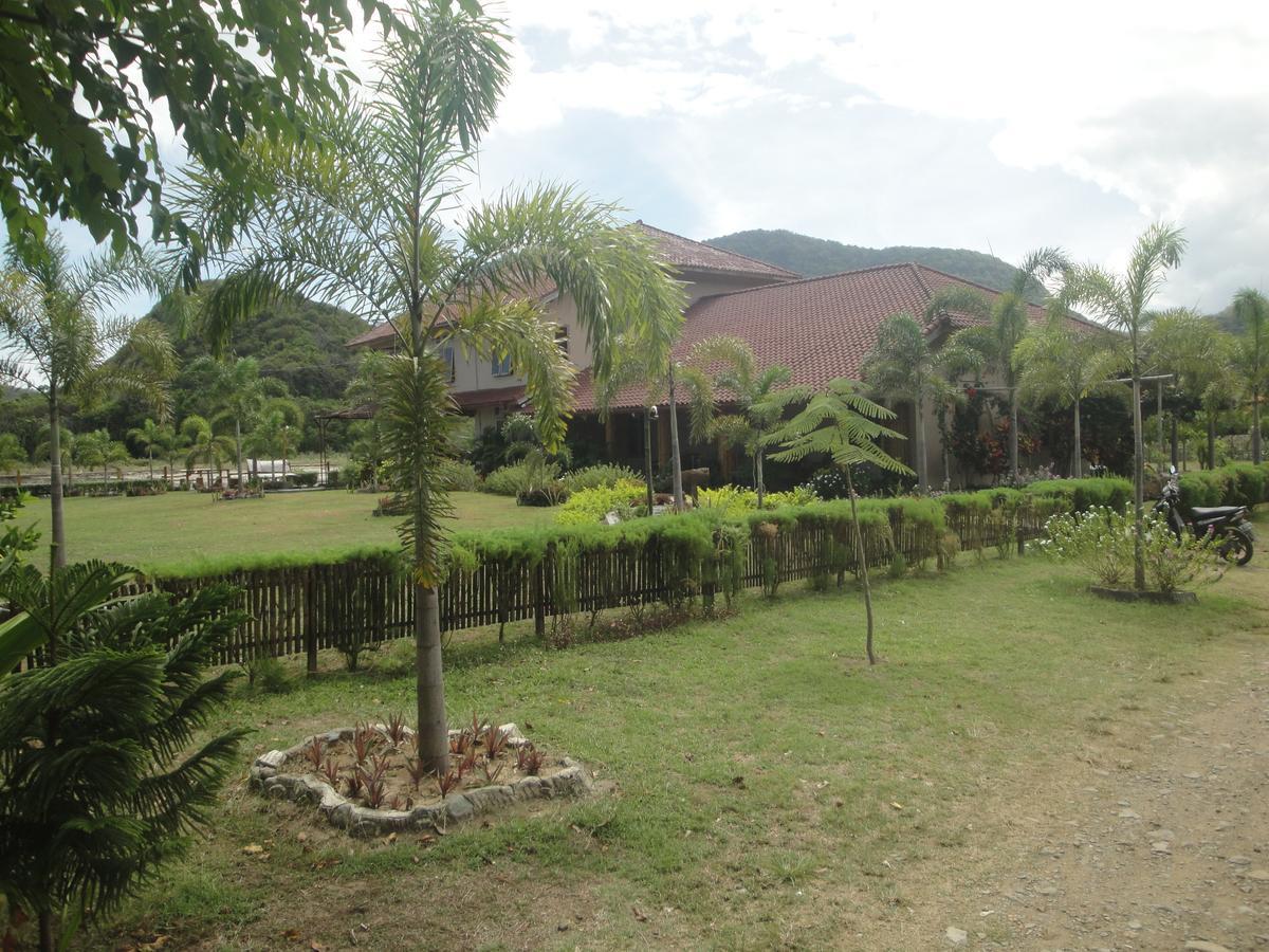 Villa Surga Sumbawa Sekongkang Ngoại thất bức ảnh